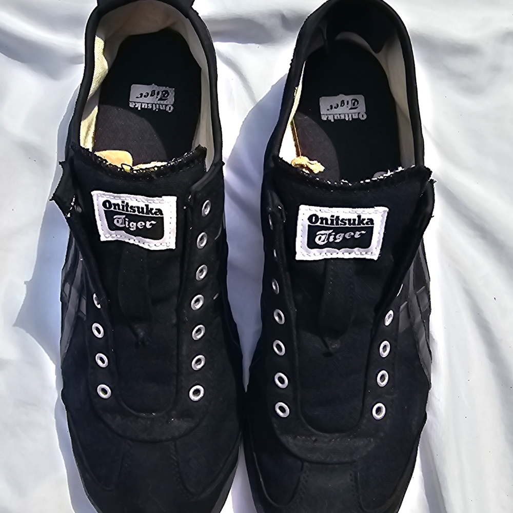 Onitsuka Tiger by Asics Men's Black Sneakers